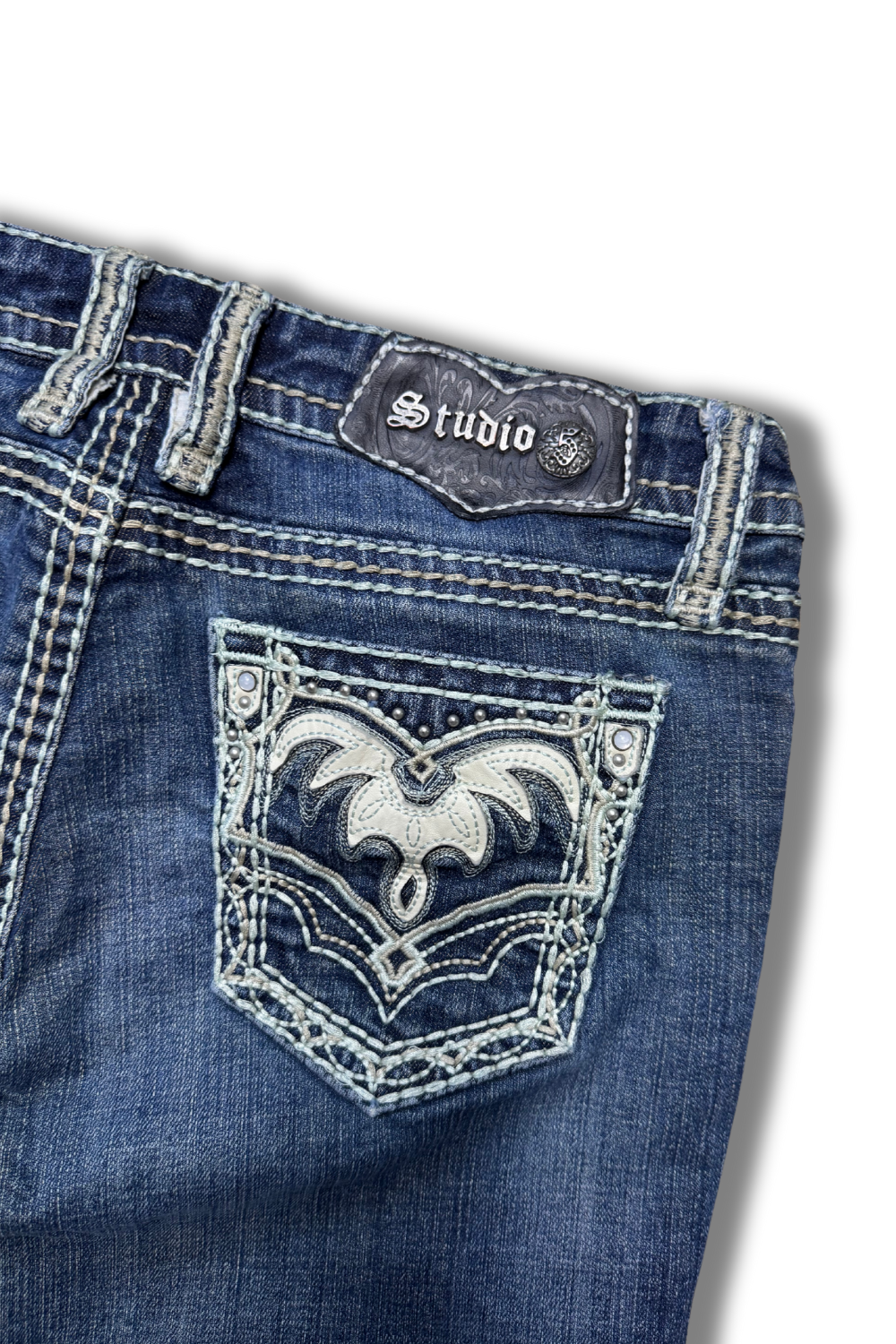 Studio 5 Straight Embroidery
