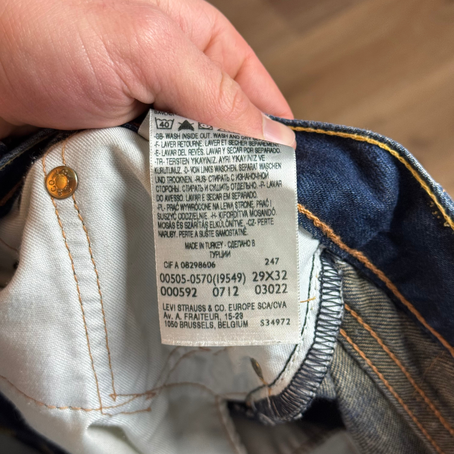 Levis 505 Jeans