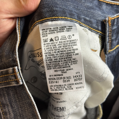 Levis 506 Standard