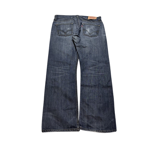 Levis 506 Standard