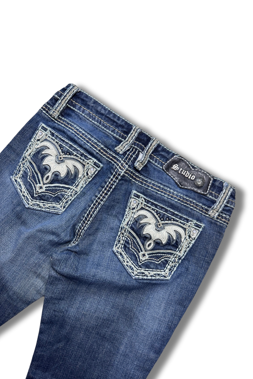 Studio 5 Straight Embroidery