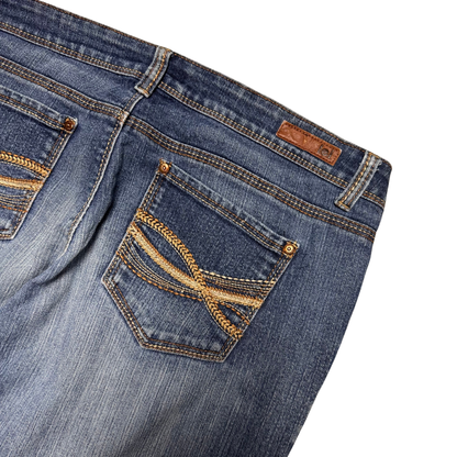 LEI Bootcut Jeans