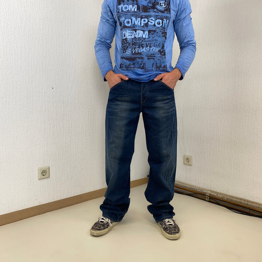 Levis Engineered Jeans