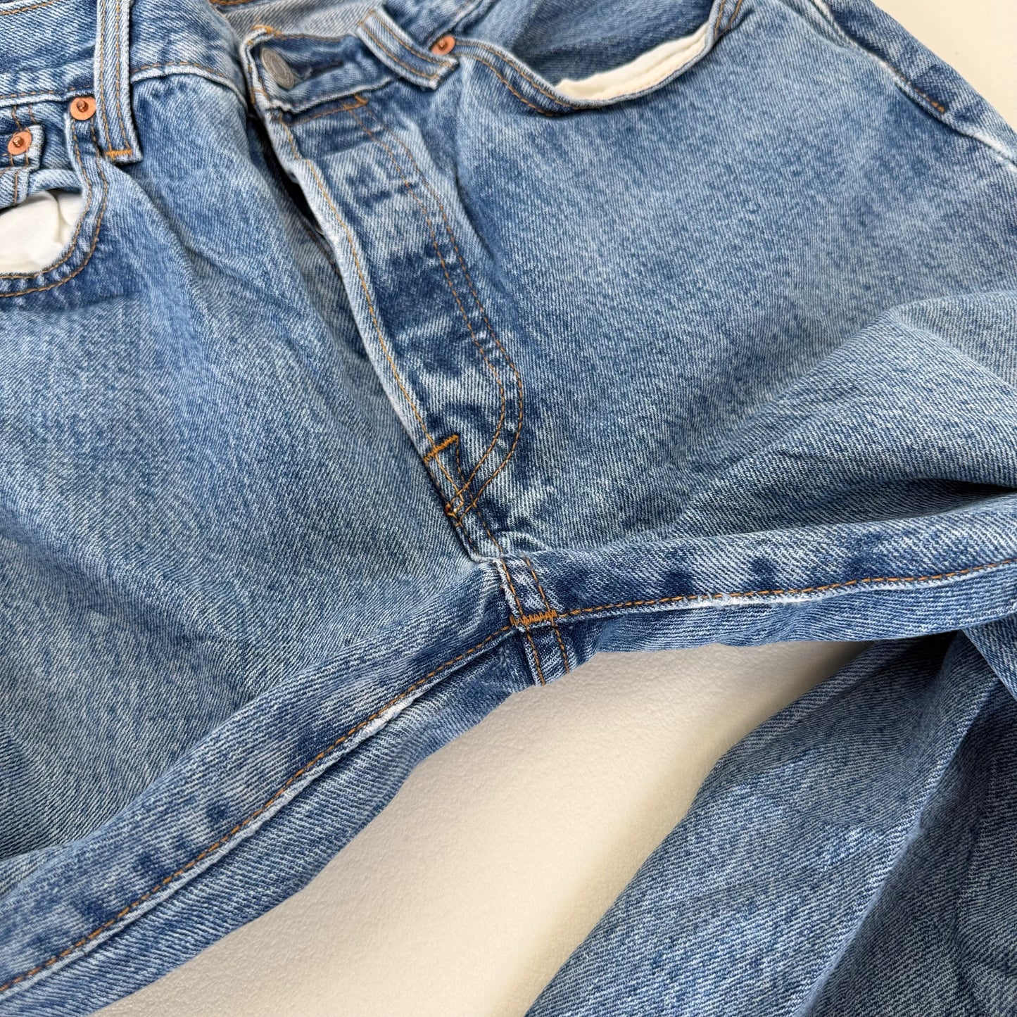 Levis 501 Straight