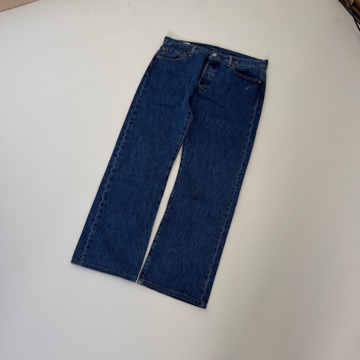 Levis Lot 501 Straight