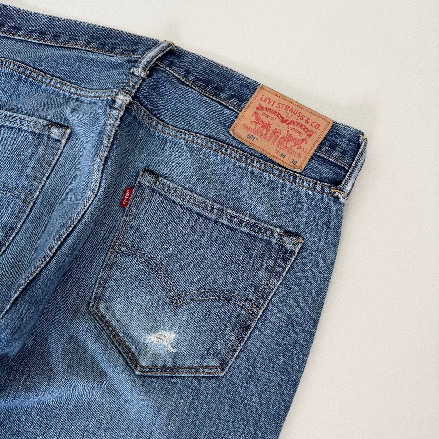 Levis 501 Straight