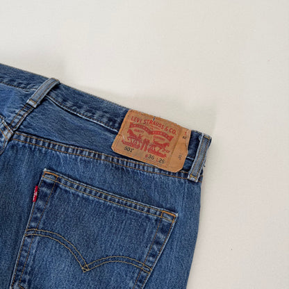 Levis 501 Straight