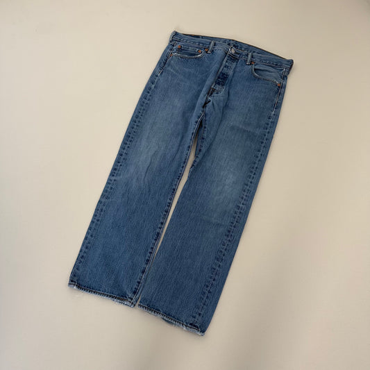 Levis 501 Straight