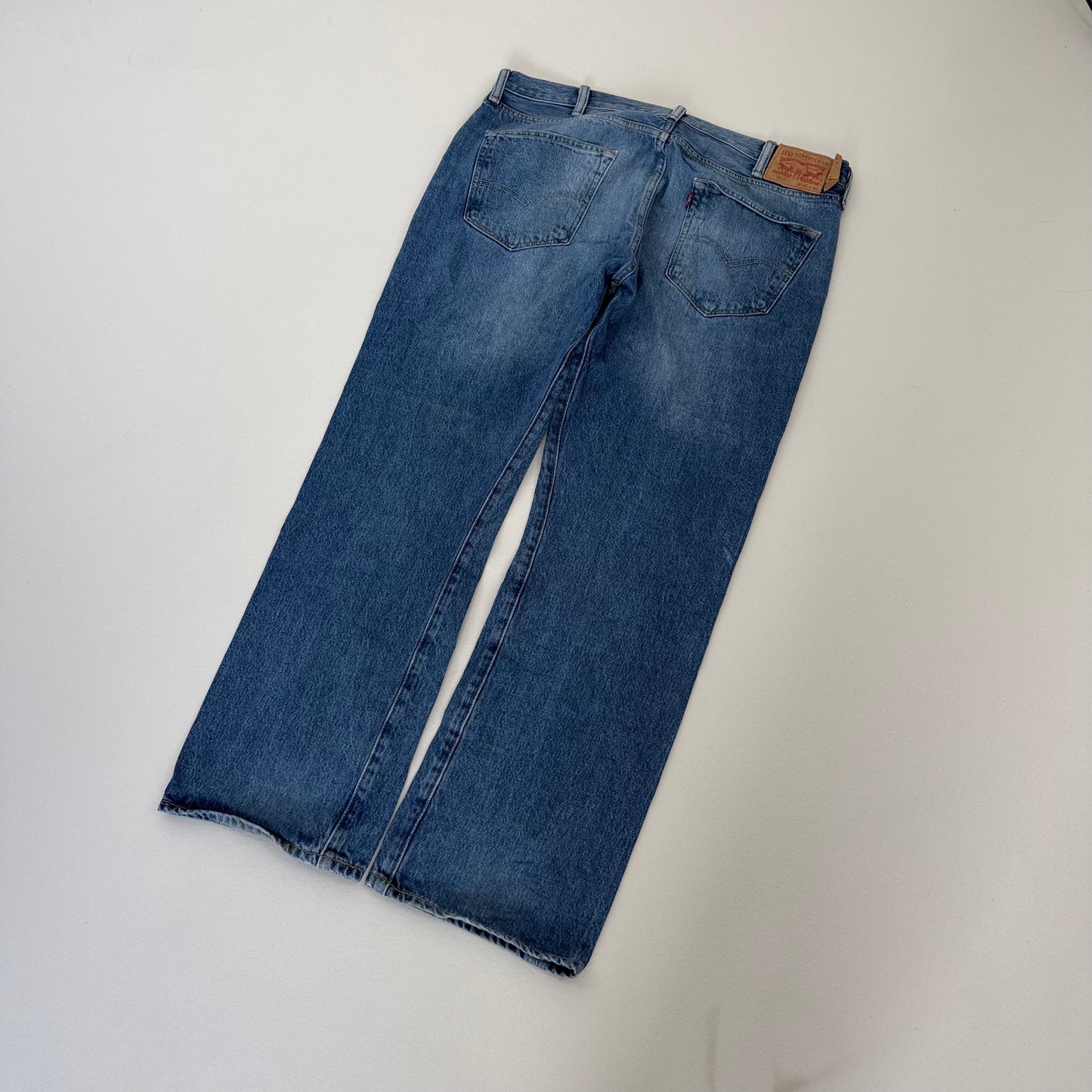 Levis 501 Straight