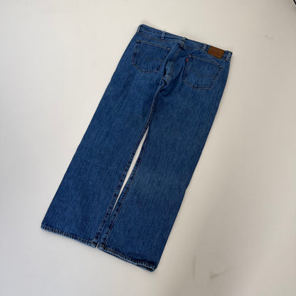 Levis Lot 501 Straight
