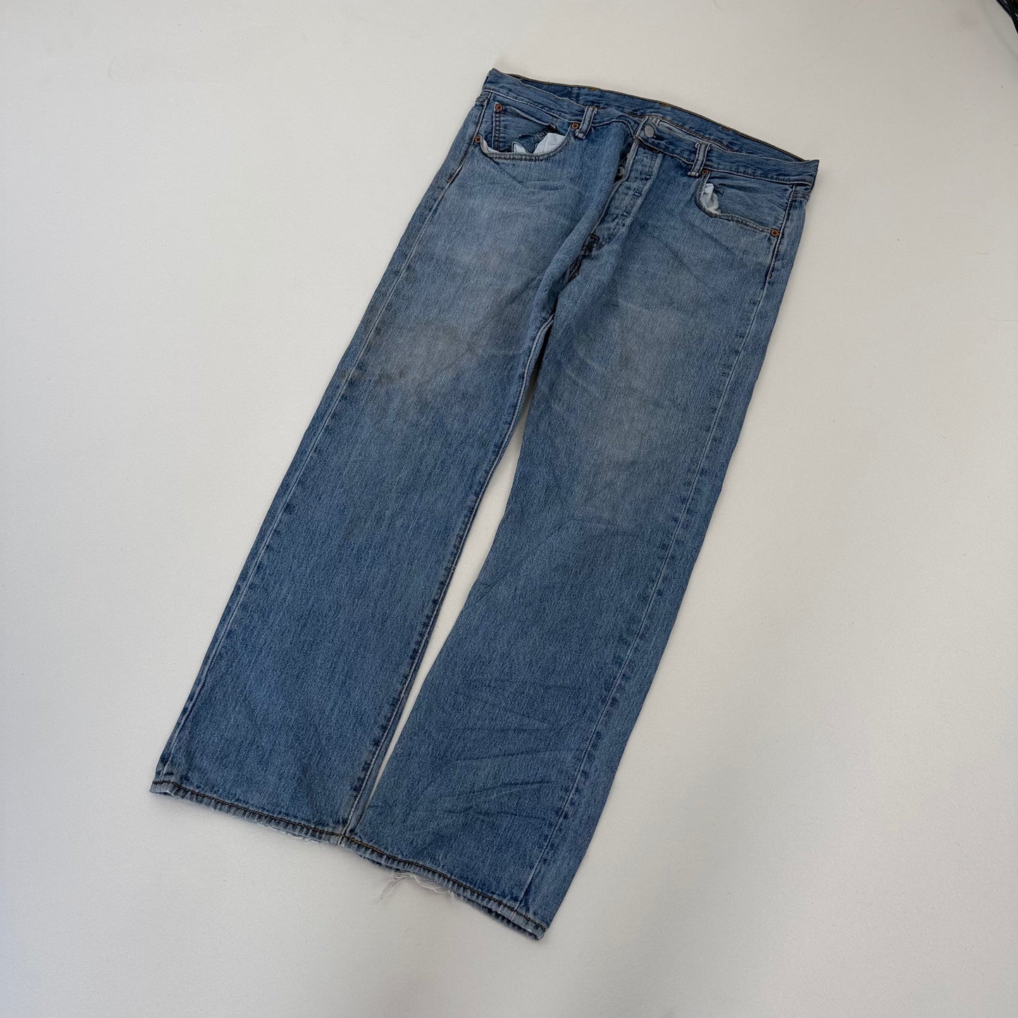 Levis 501 Straight