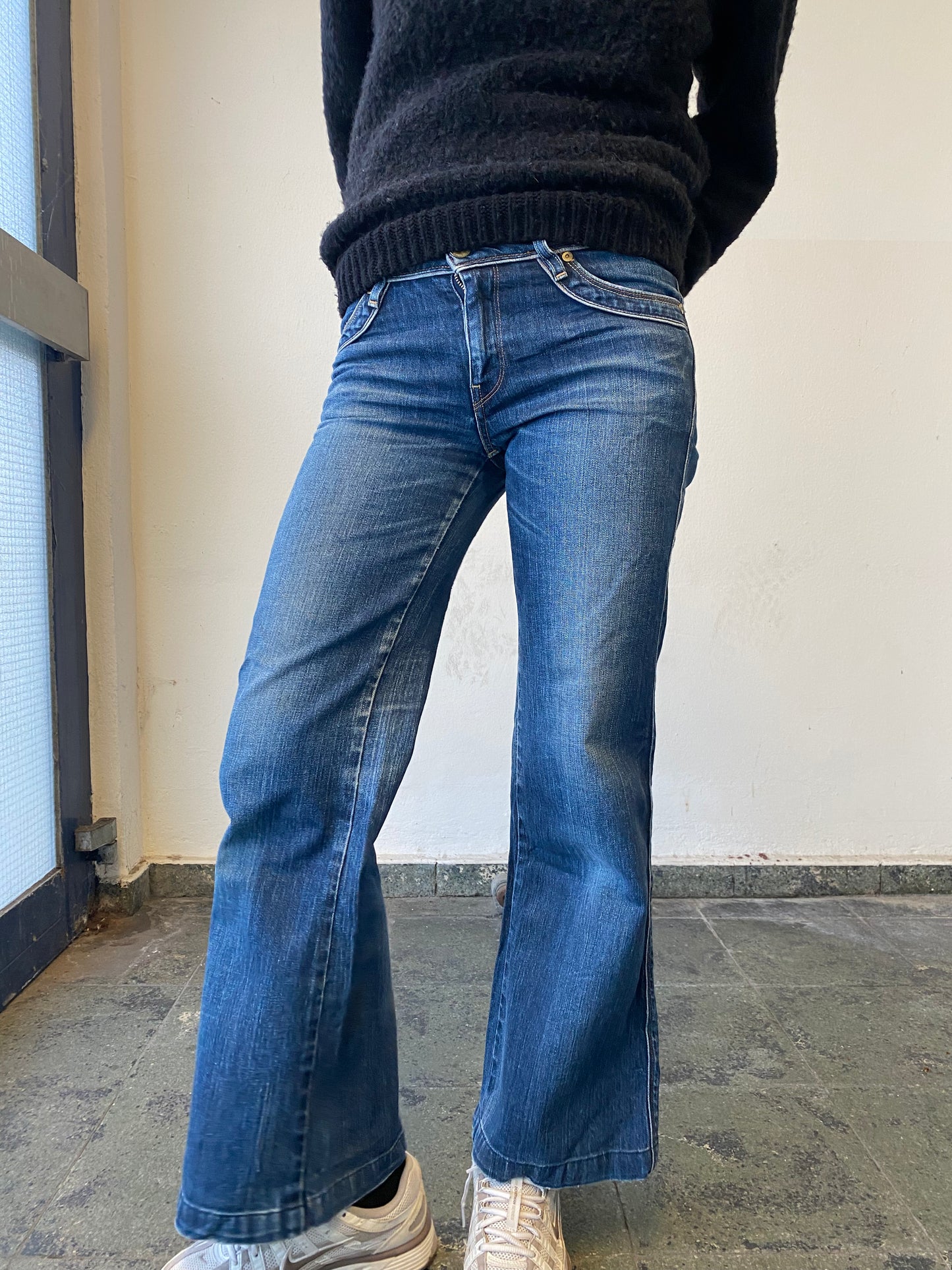 Levis Flared Lady Style rhinestones