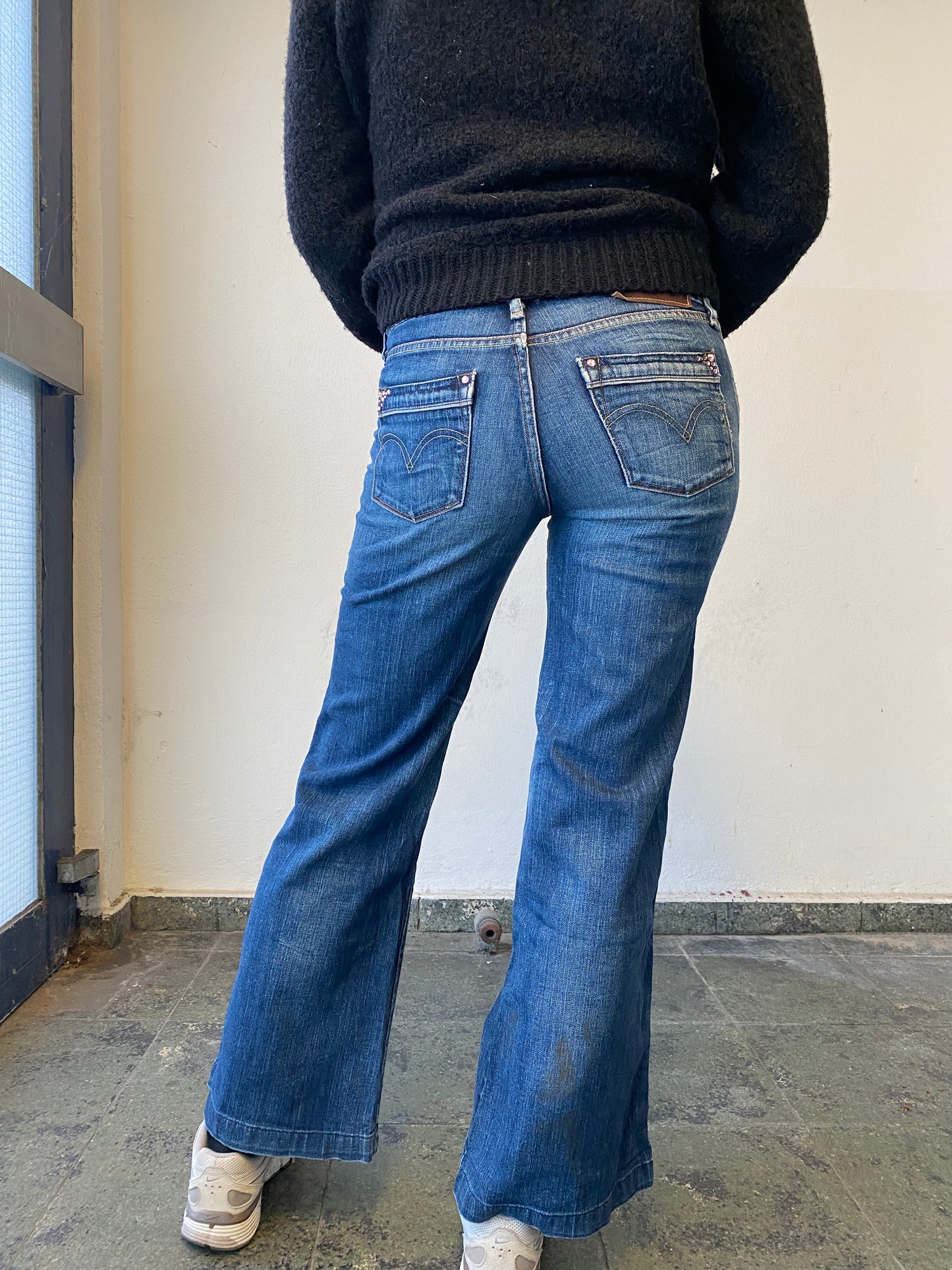 Levis Flared Lady Style rhinestones