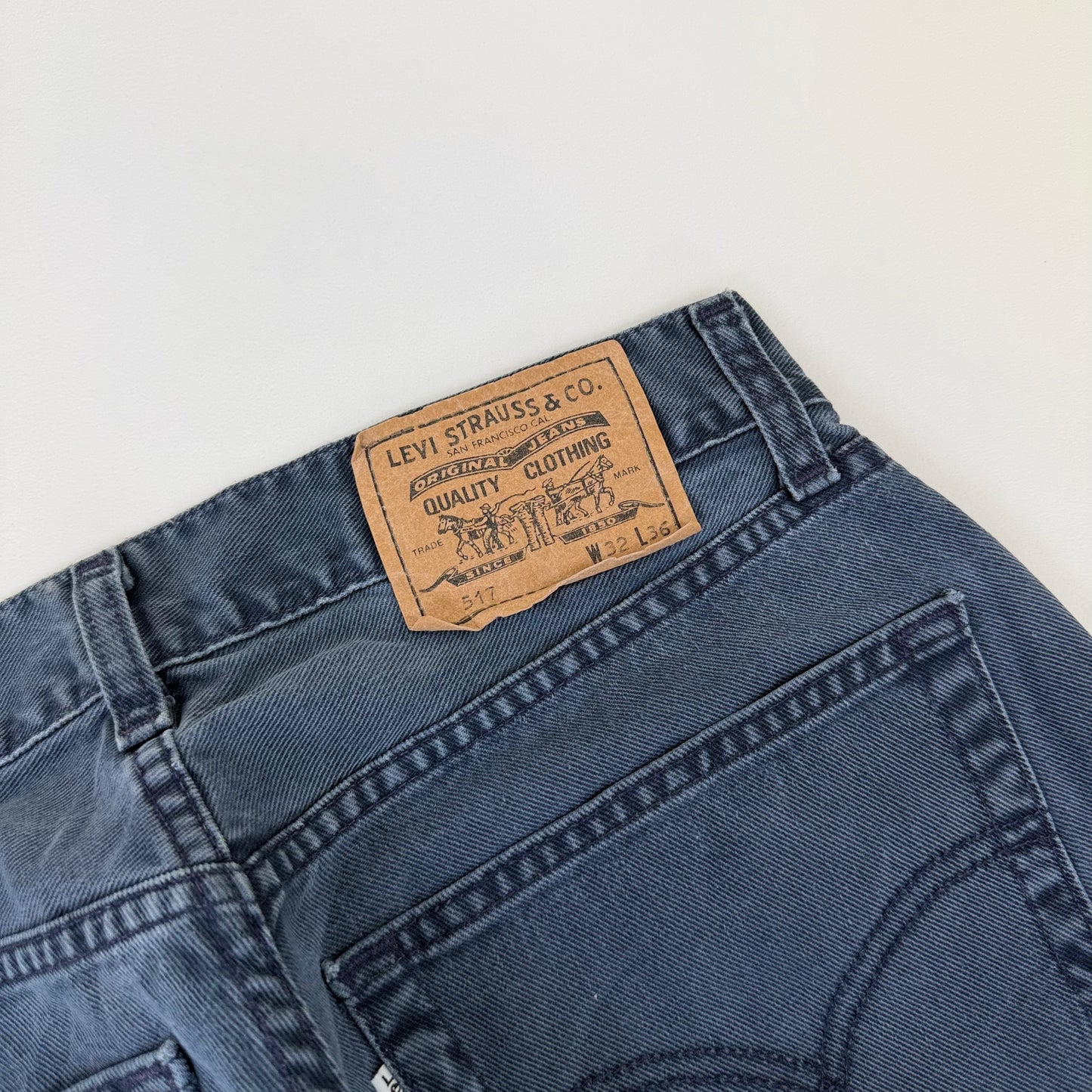 Levis Straight Jeans