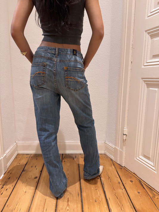 Aura Jeans